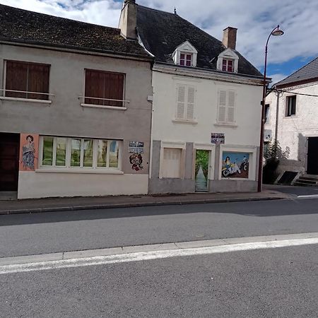 Appartement Le Labyrinthe Du Peintre Bransat Luaran gambar