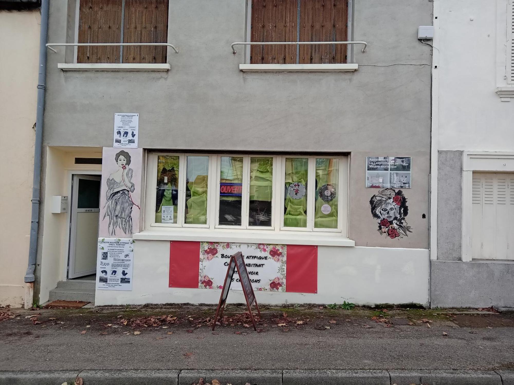 Appartement Le Labyrinthe Du Peintre Bransat Luaran gambar